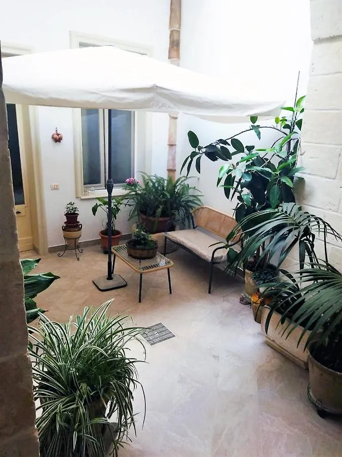 Ferienwohnung Alla Corte Del Fanfulla Lecce